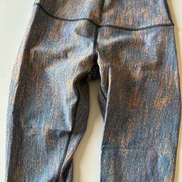 Lululemon Wunder Under Leggings - Picture 6 of 7